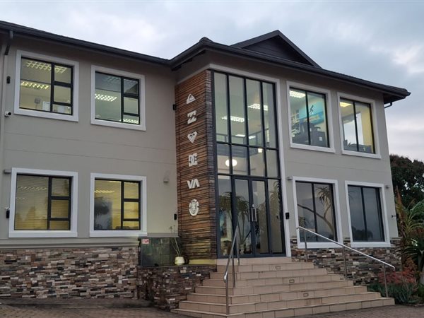 461  m² Commercial space