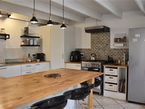 3 Bed Townhouse in Radiokop