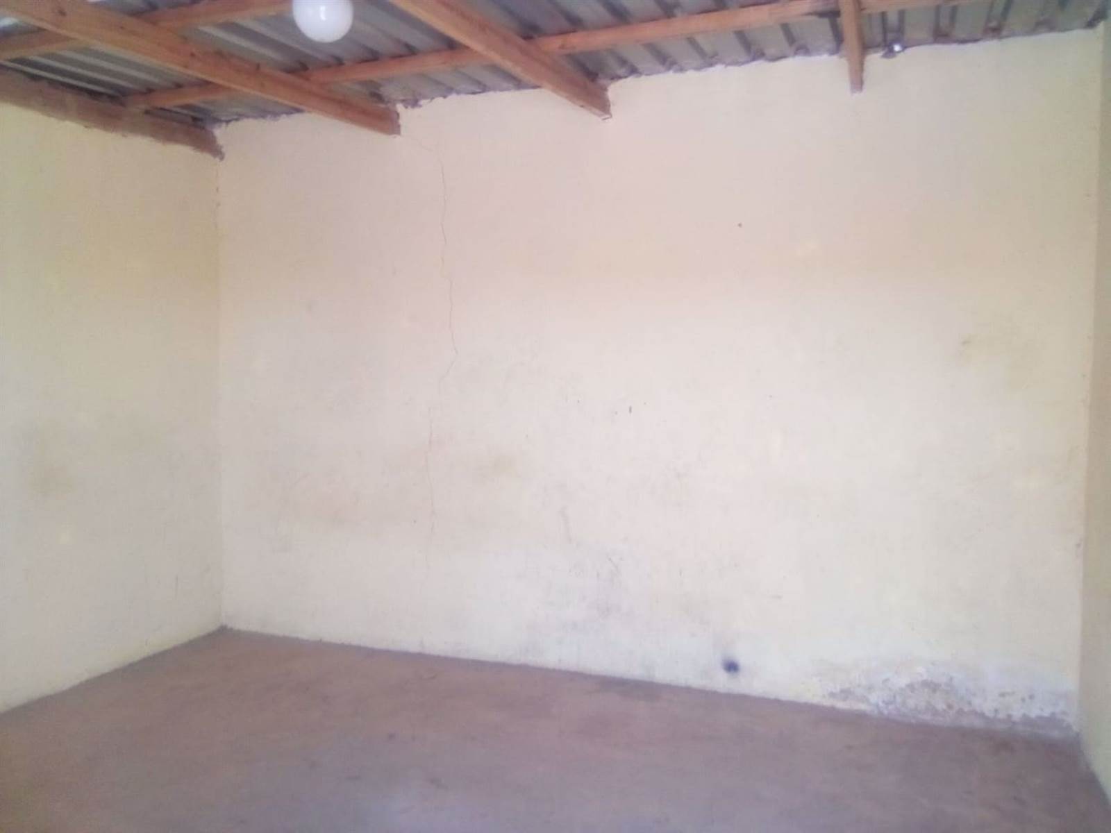 7 Bed House in Soshanguve photo number 11