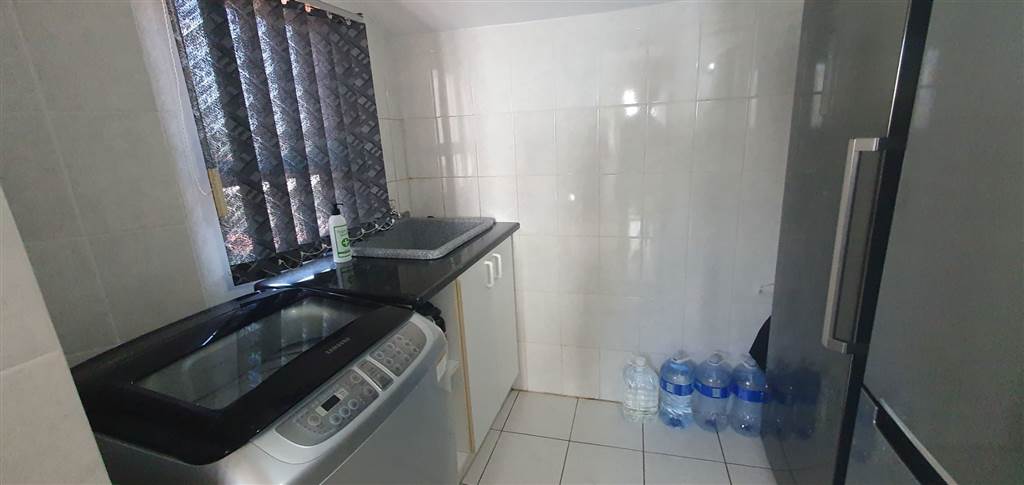 4 Bed Apartment in Manaba photo number 24