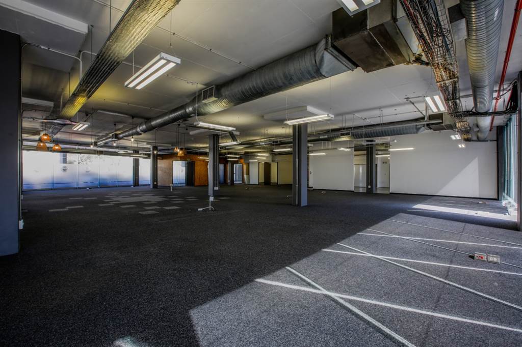 975  m² Office Space in Brooklyn photo number 6