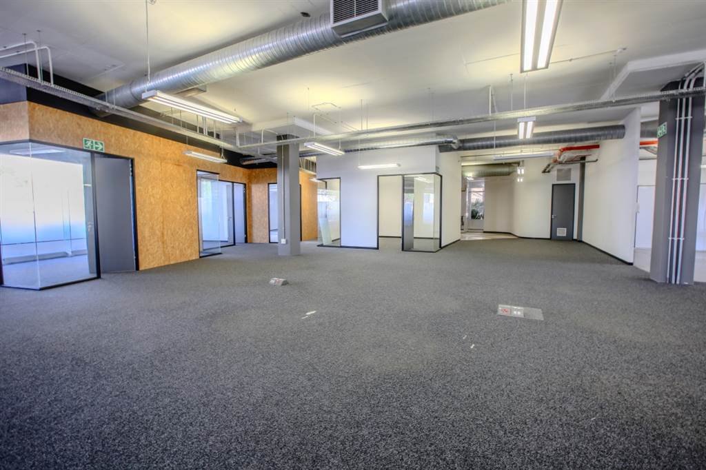 975  m² Office Space in Brooklyn photo number 3