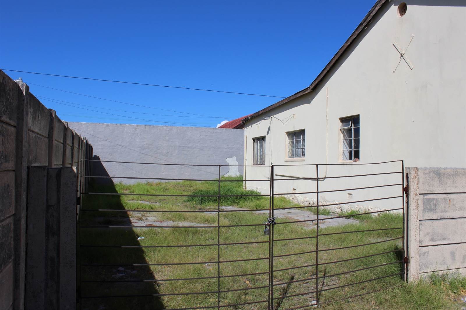 3 Bed House in Wynberg photo number 8