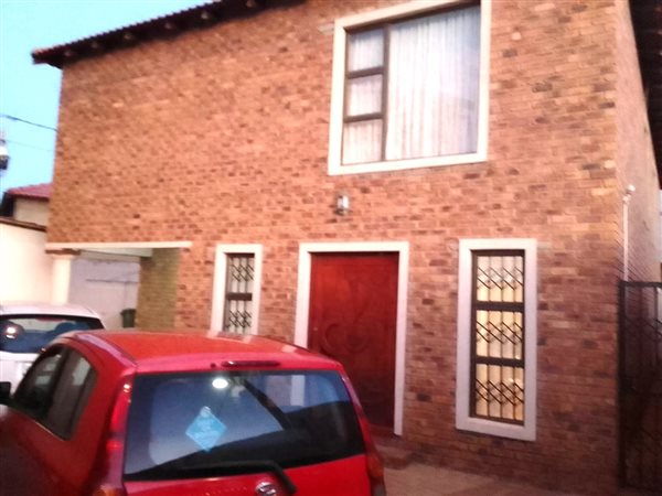 4 Bed House in Klipspruit