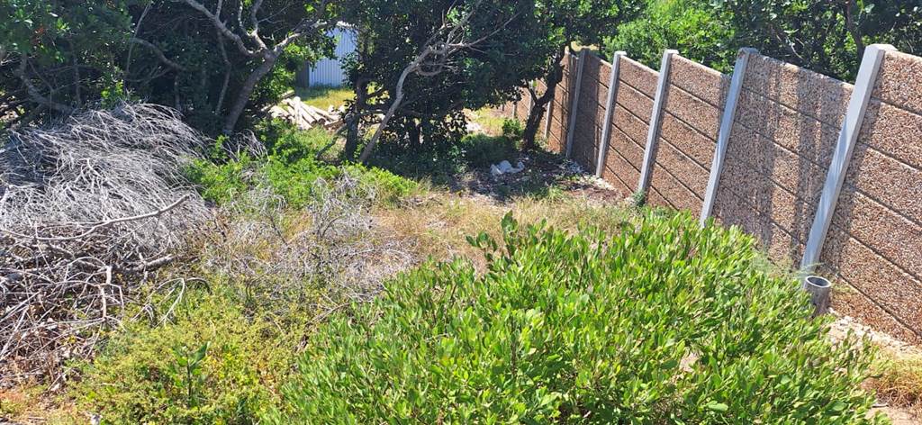 606 m² Land available in Stilbaai photo number 2