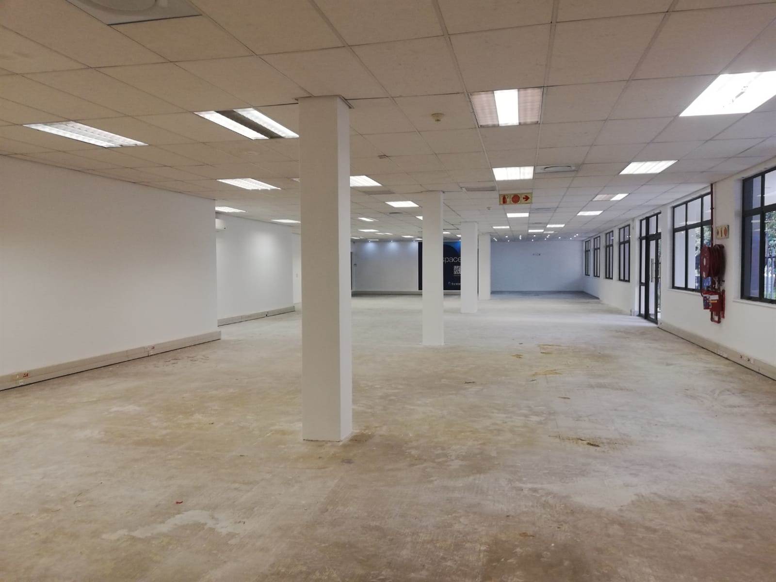 420  m² Commercial space in Morningside photo number 14
