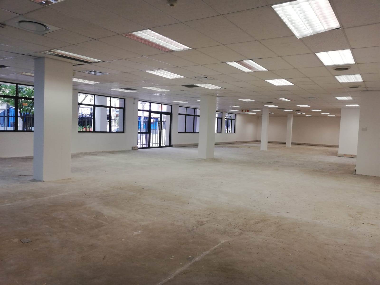420  m² Commercial space in Morningside photo number 13