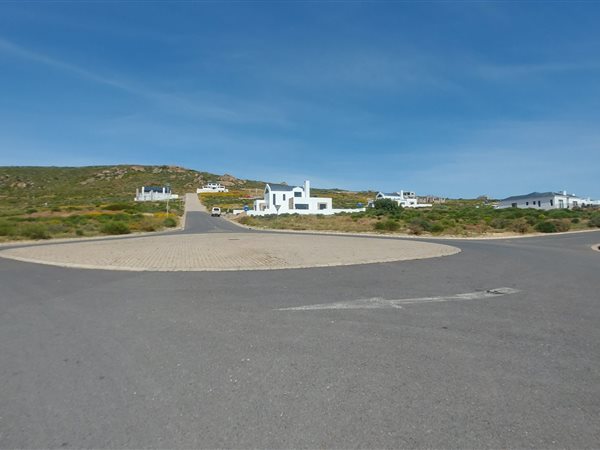 354 m² Land