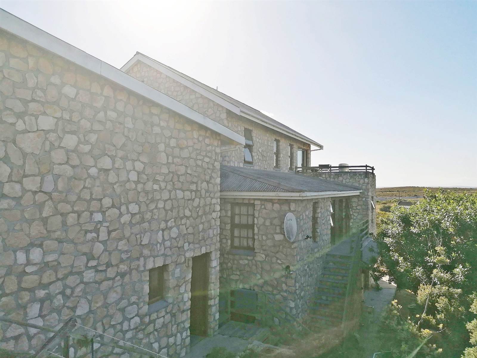 7 Bed House in Arniston photo number 22
