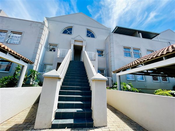 3 Bedroom Townhouse 3 Bedroom Townhouse