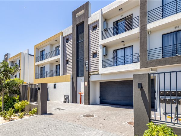 2 Bed House in Tableview