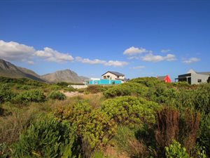 600 m² Land available in Bettys Bay
