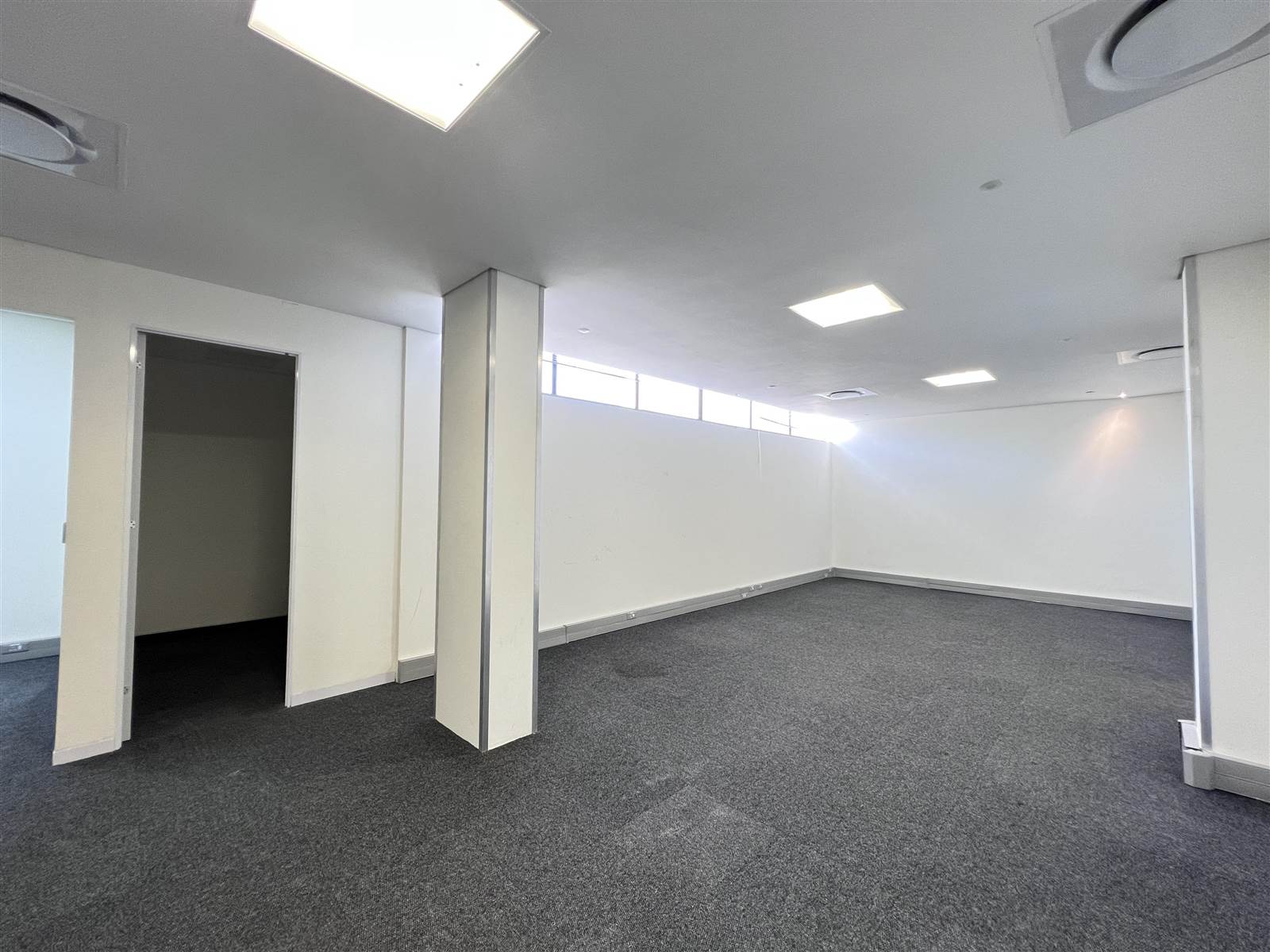 311  m² Commercial space in Tyger Valley photo number 7