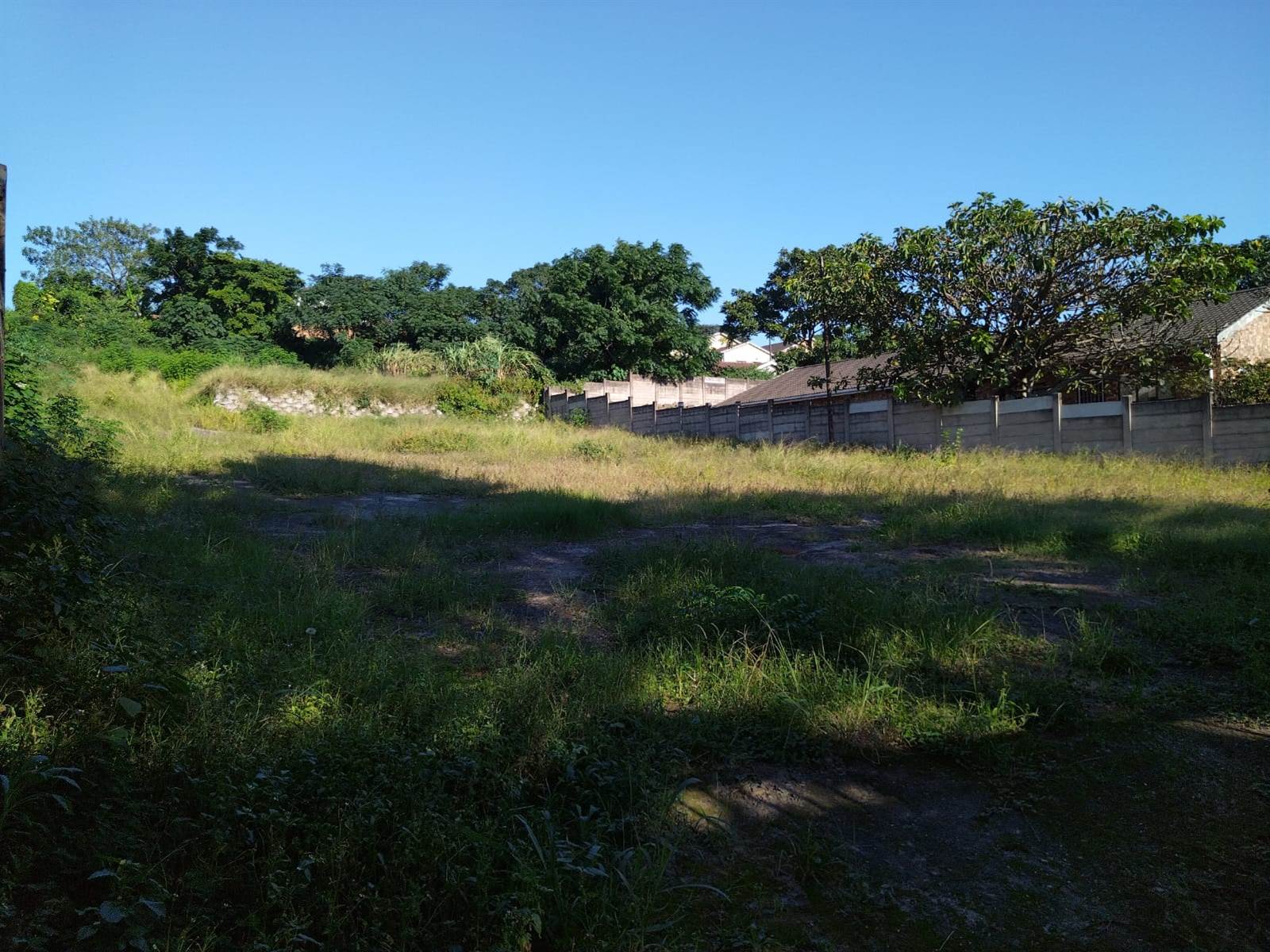 1524 m² Land available in Bluff photo number 10