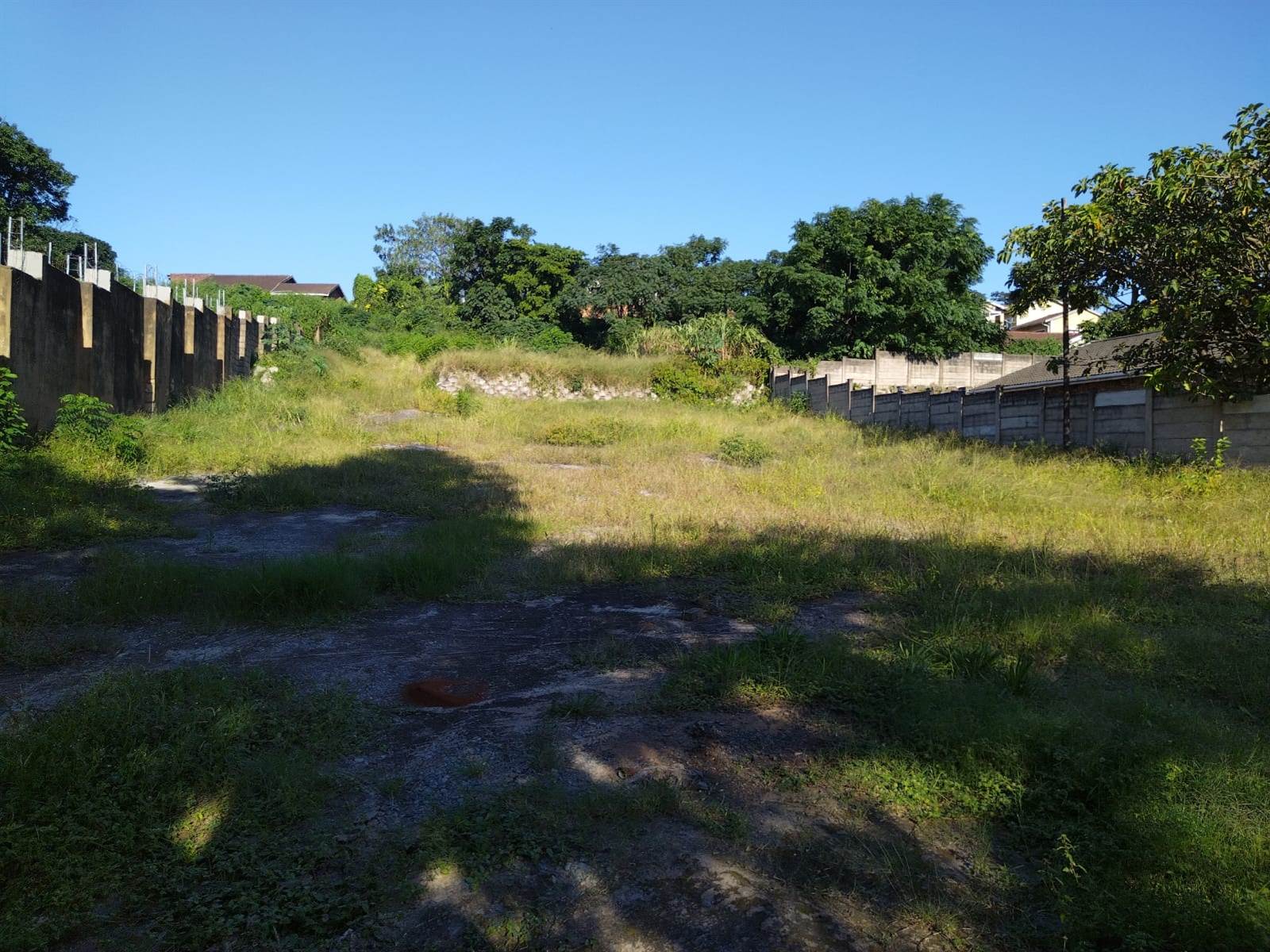 1524 m² Land available in Bluff photo number 11