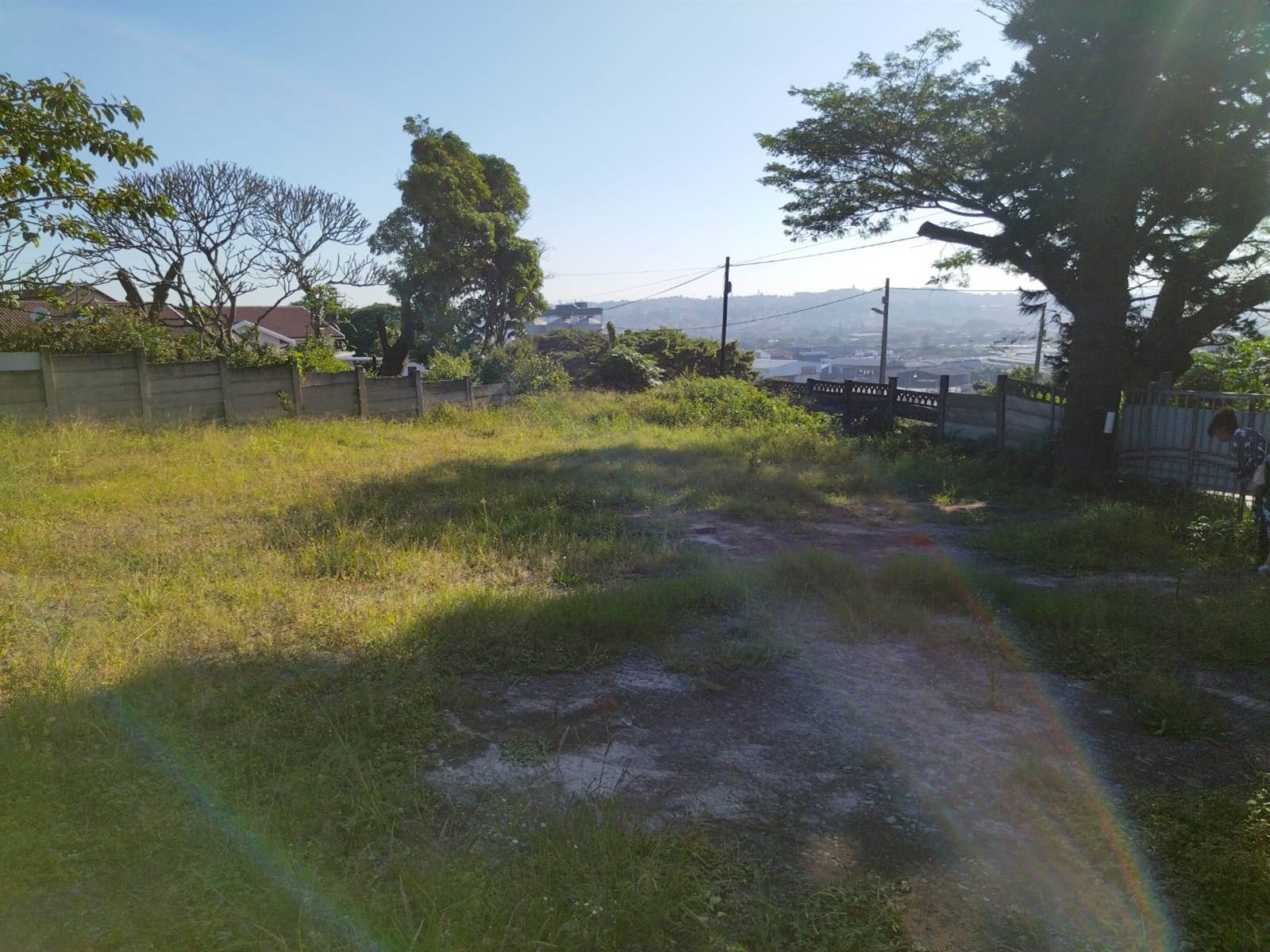 1524 m² Land available in Bluff photo number 12