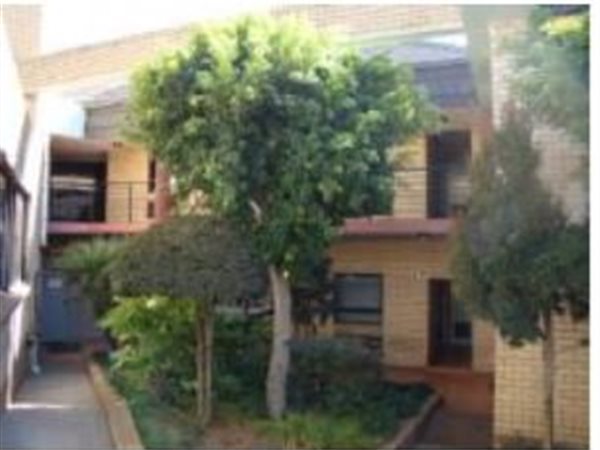 137  m² Commercial space in Sunnyrock