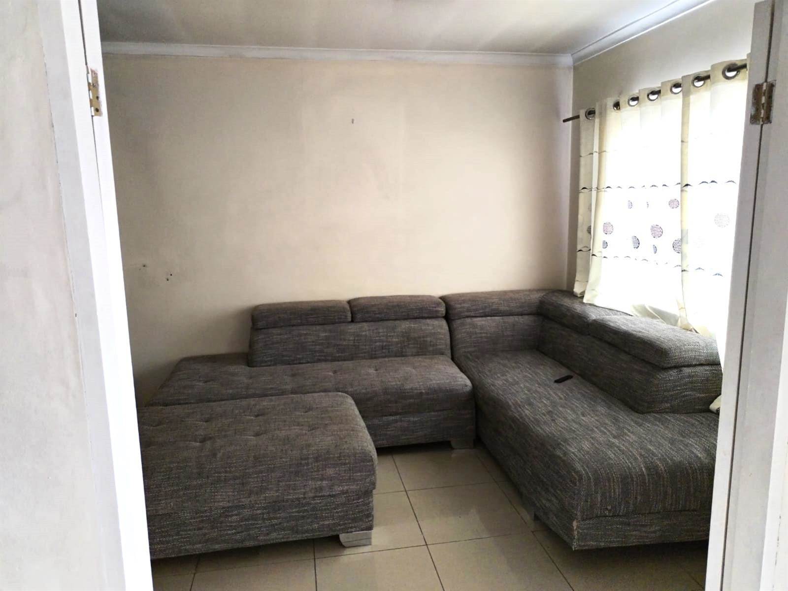 2.5 Bed Apartment in Tongaat Central photo number 2