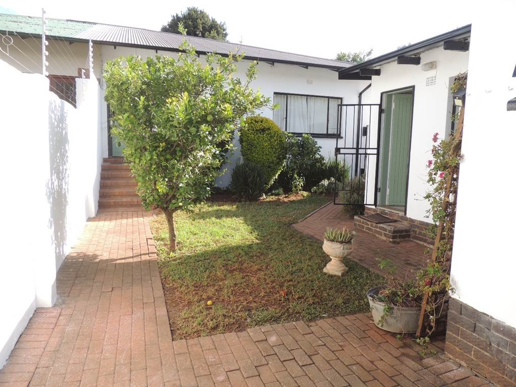 2 Bed House in Melville photo number 15