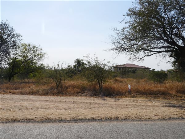886 m² Land available in Hectorspruit