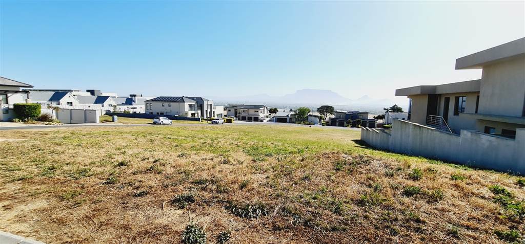 864 m² Land available in Baronetcy Estate photo number 11