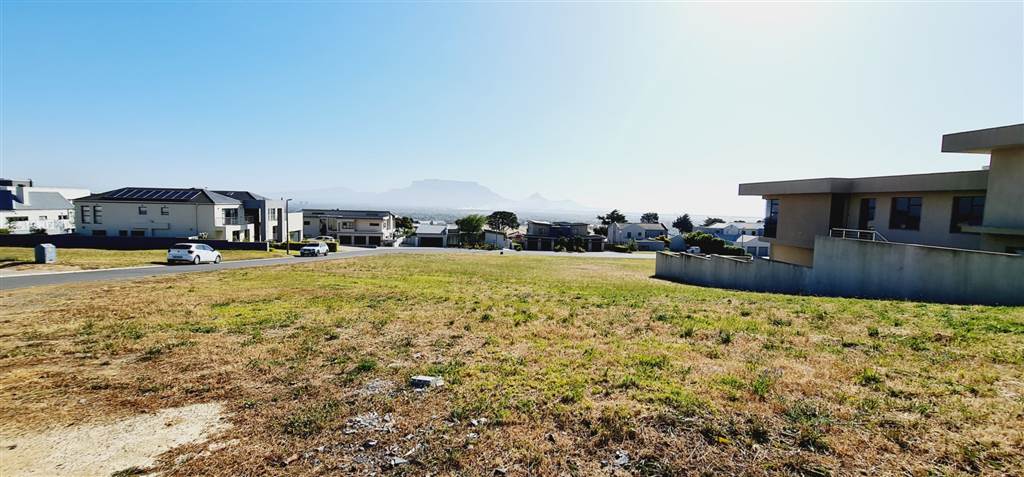 864 m² Land available in Baronetcy Estate photo number 8
