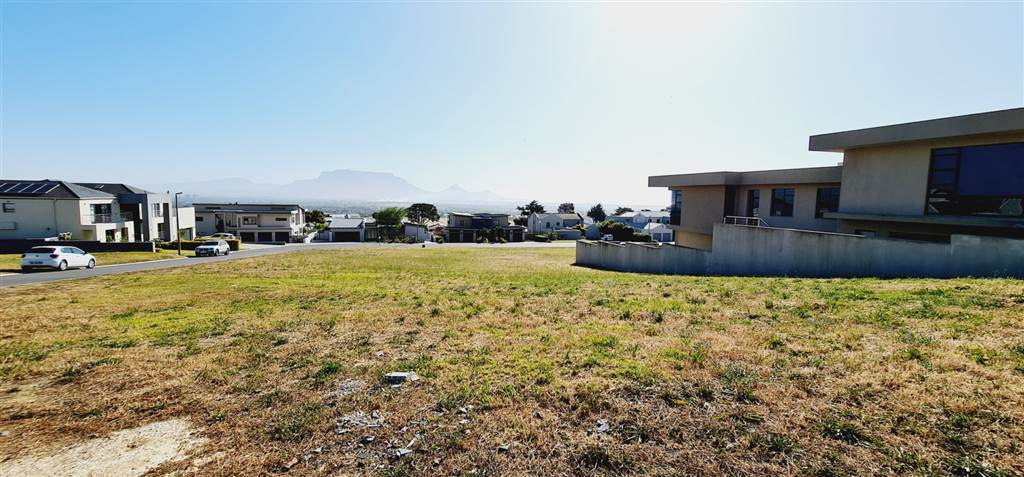 864 m² Land available in Baronetcy Estate photo number 9