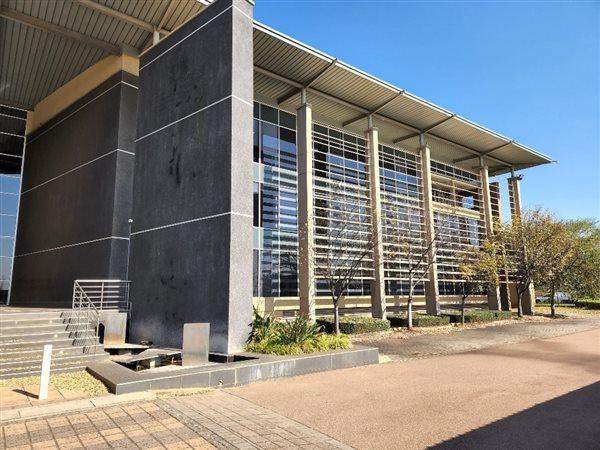 5853  m² Commercial space in Highveld