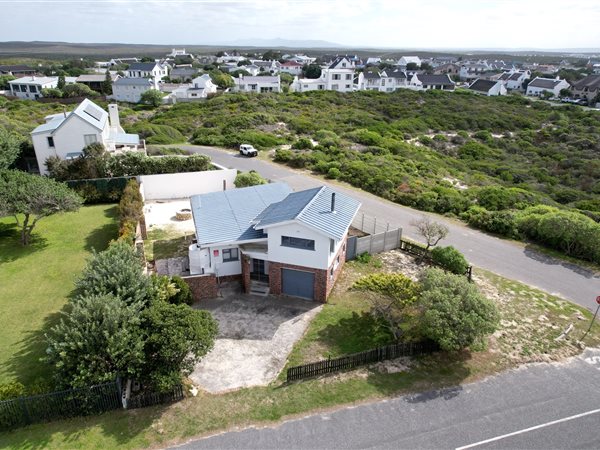 3 Bed House in Arniston