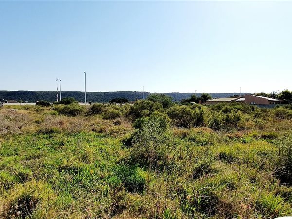 863 m² Land