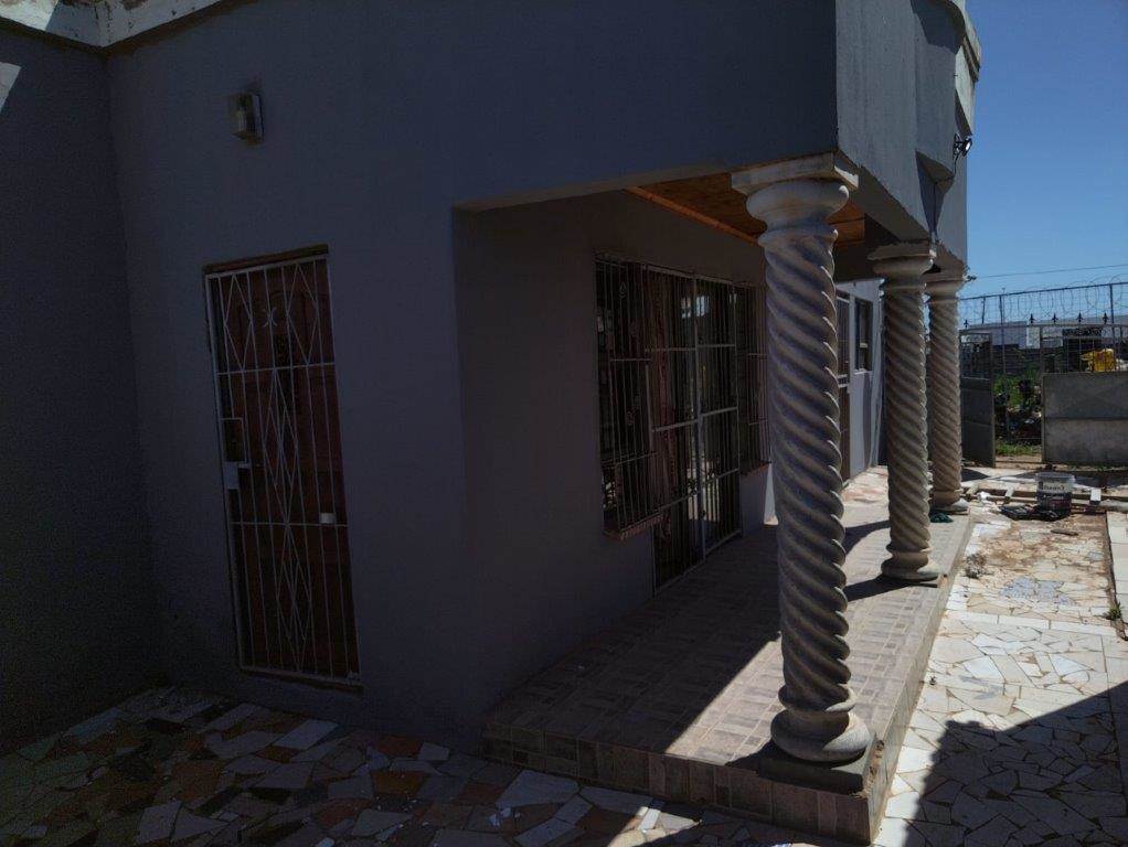 2 Bed House in Govan Mbeki photo number 10