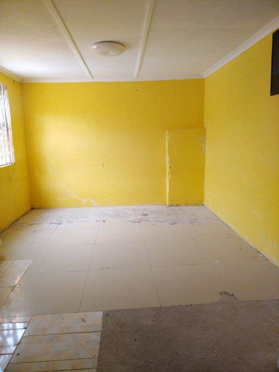 3 Bed House in Zwide photo number 6