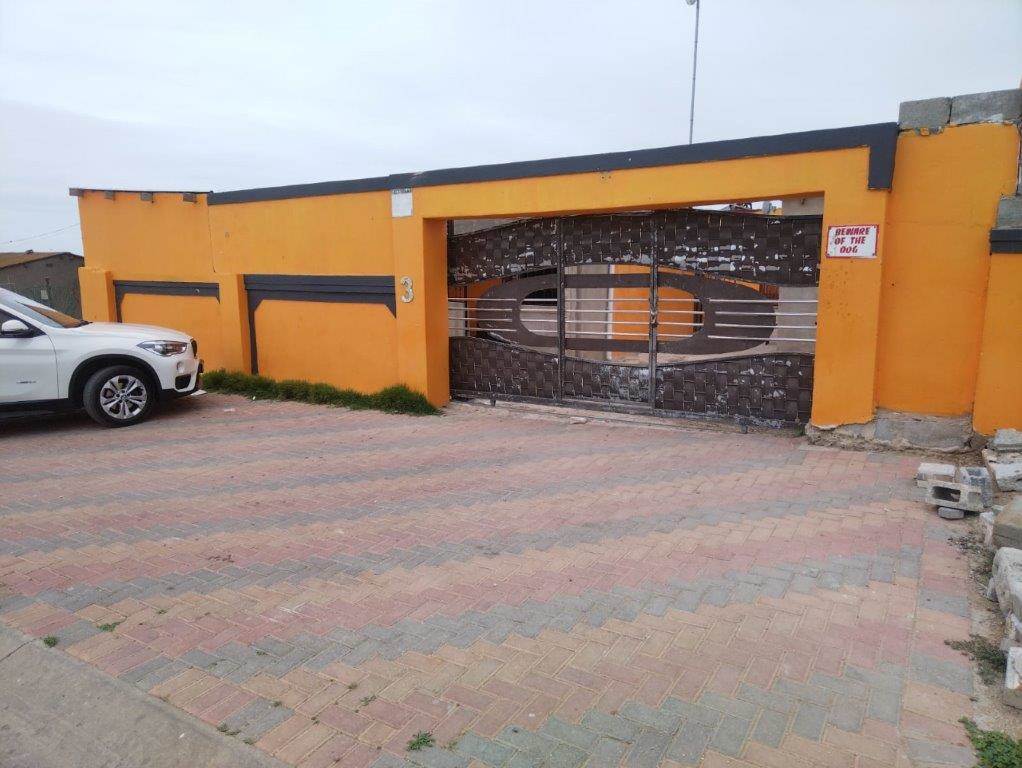 3 Bed House in Zwide photo number 9
