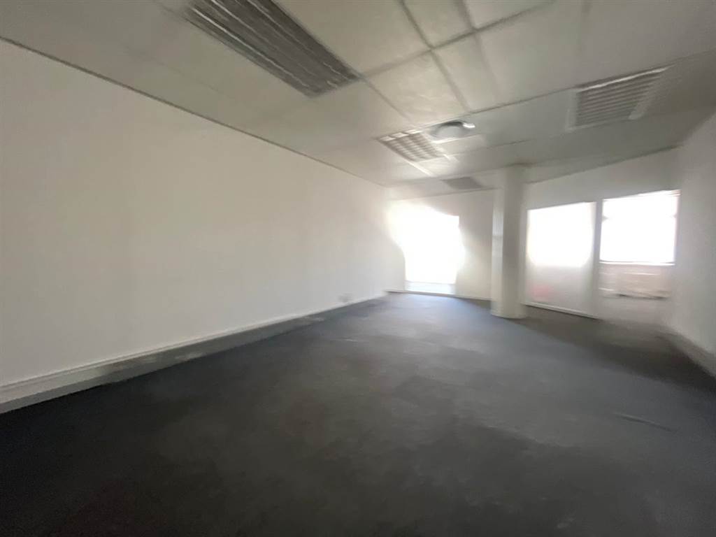 163.75  m² Commercial space in Milnerton Central photo number 22
