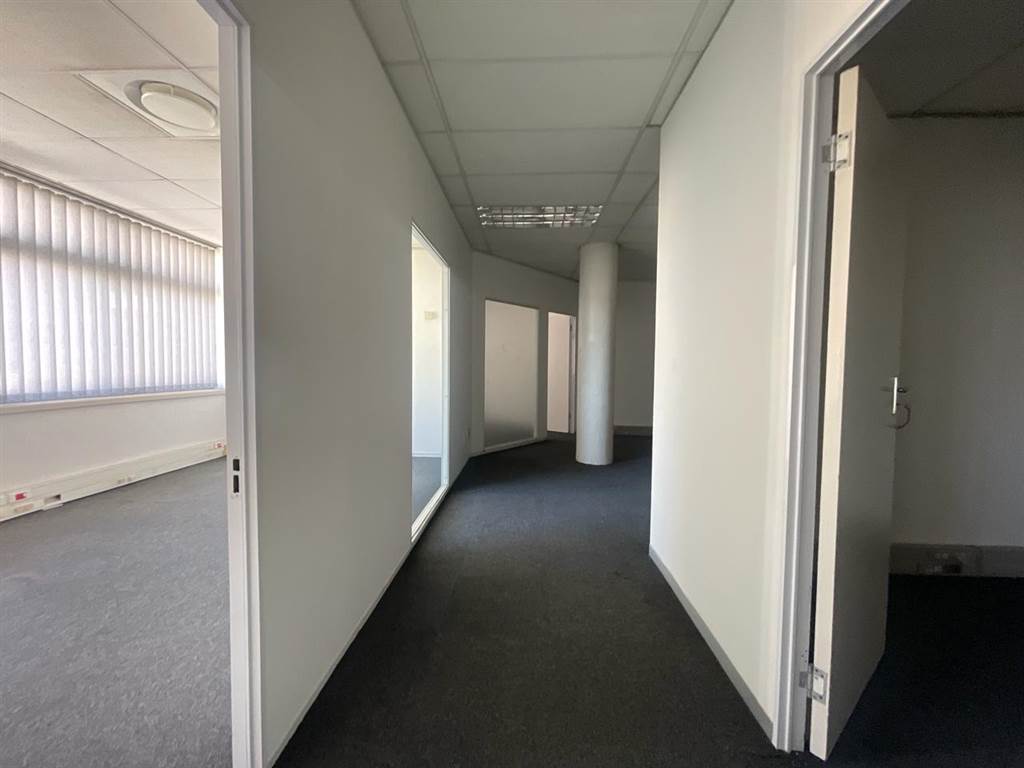 163.75  m² Commercial space in Milnerton Central photo number 15