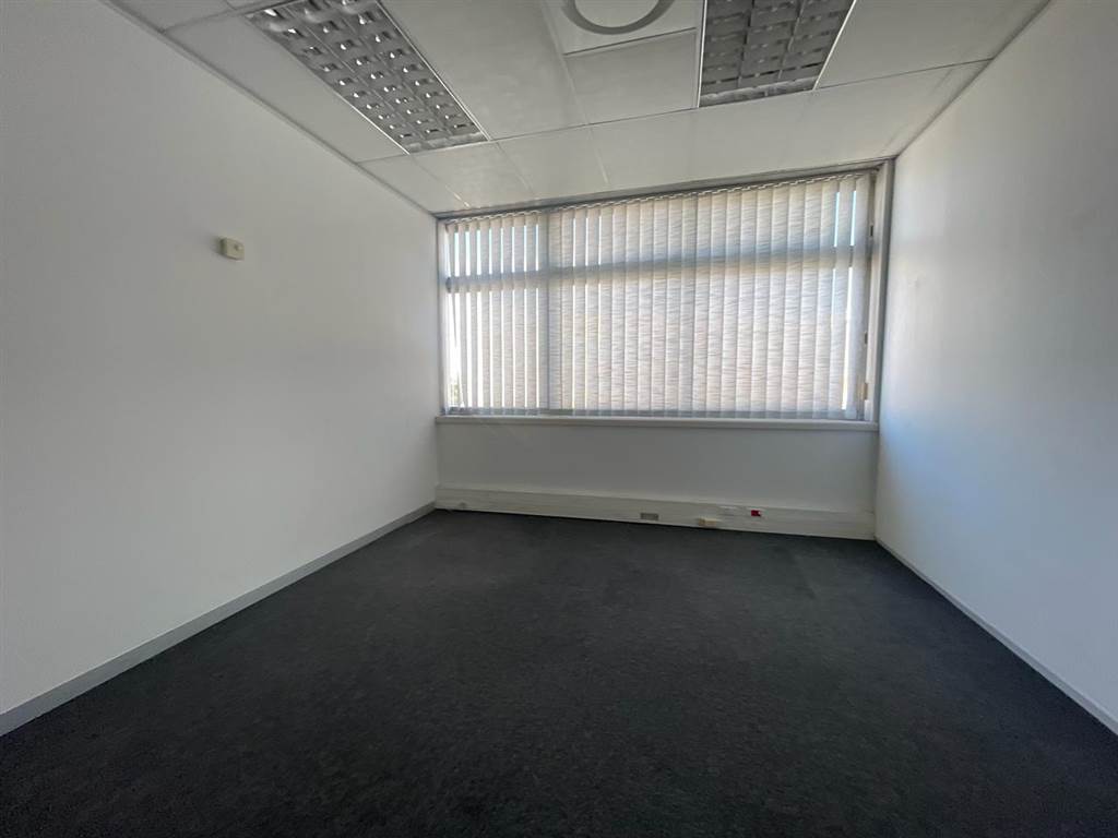 163.75  m² Commercial space in Milnerton Central photo number 14