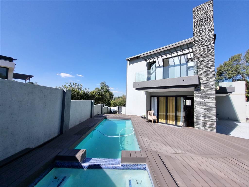 5 Bedroom House