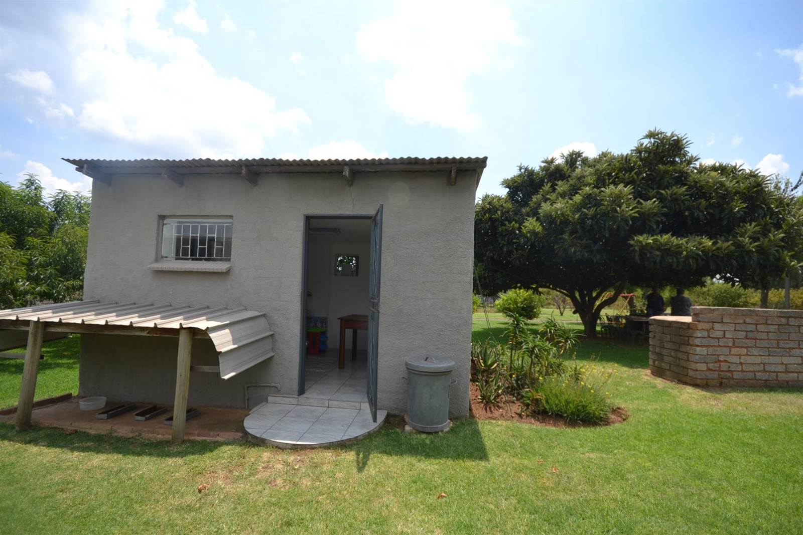 4 Bed House in Randfontein photo number 4