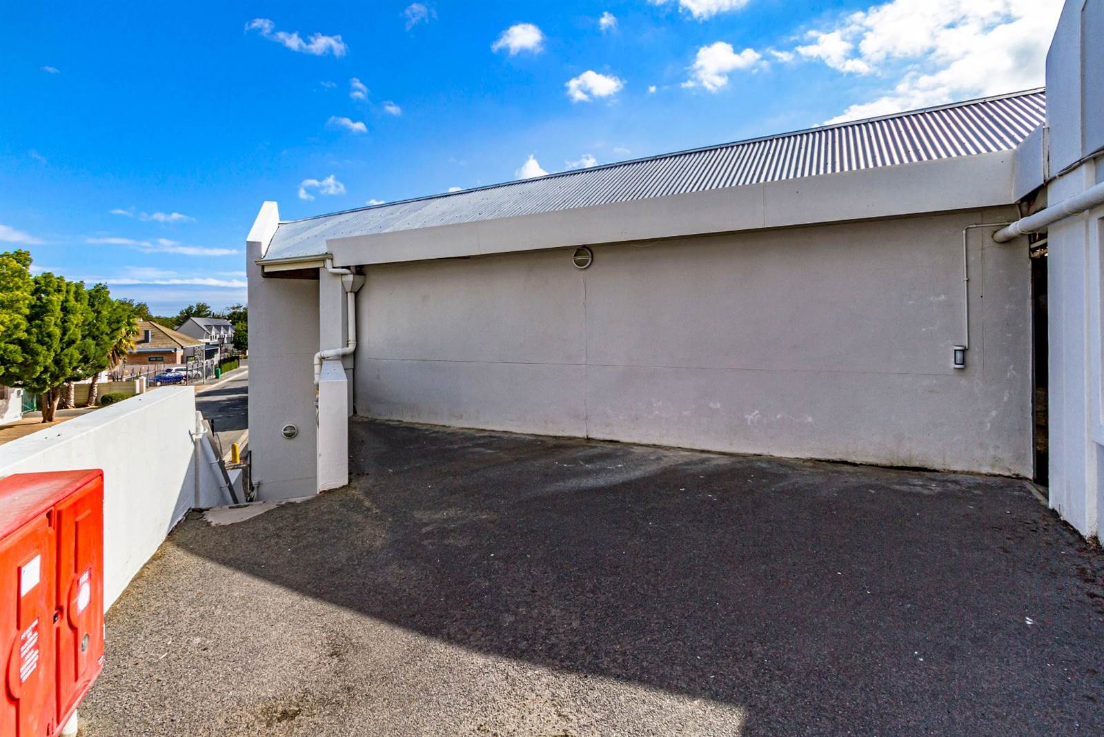 132  m² Commercial space in Somerset West Central photo number 18