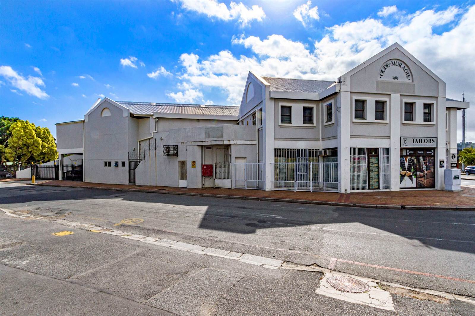 132  m² Commercial space in Somerset West Central photo number 19