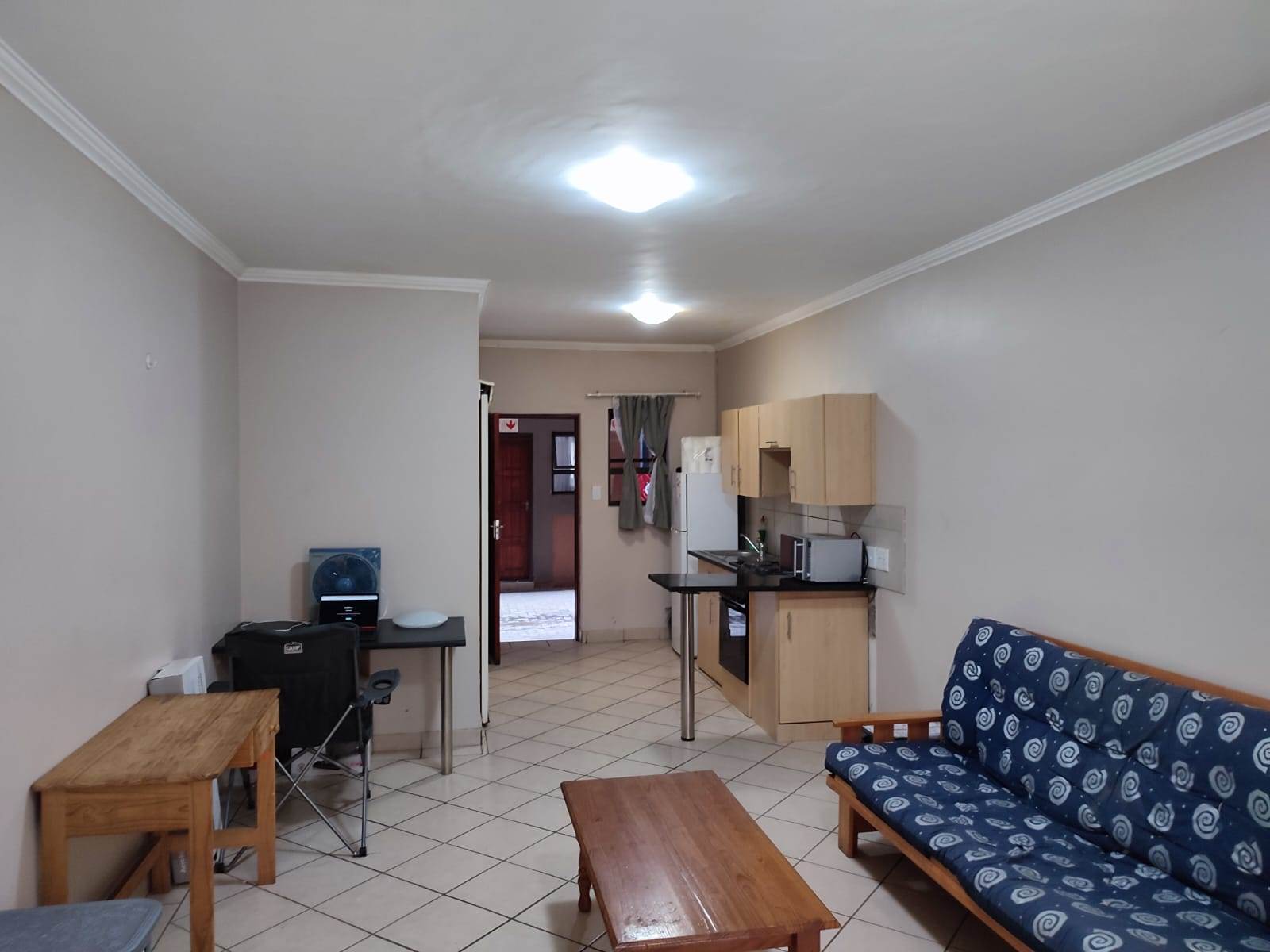 Bachelor apartment in Bloemfontein photo number 13