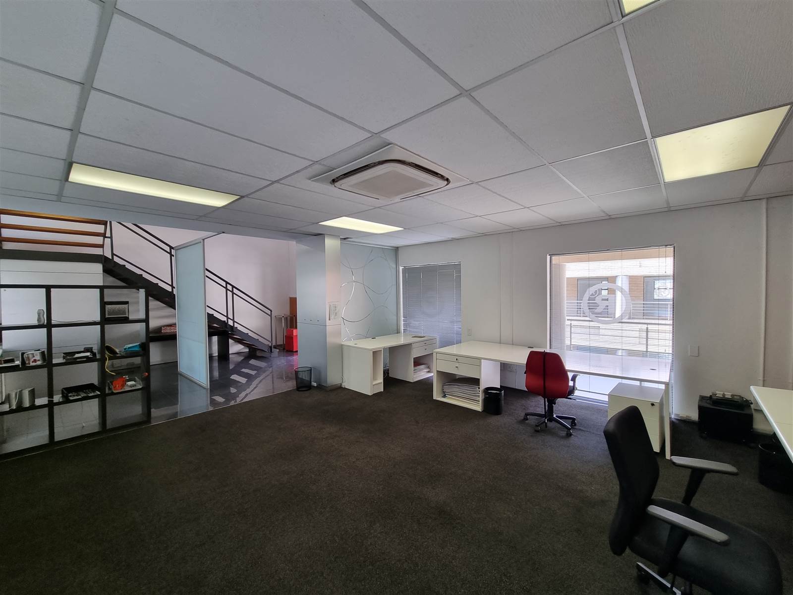 464  m² Commercial space in Rivonia photo number 20