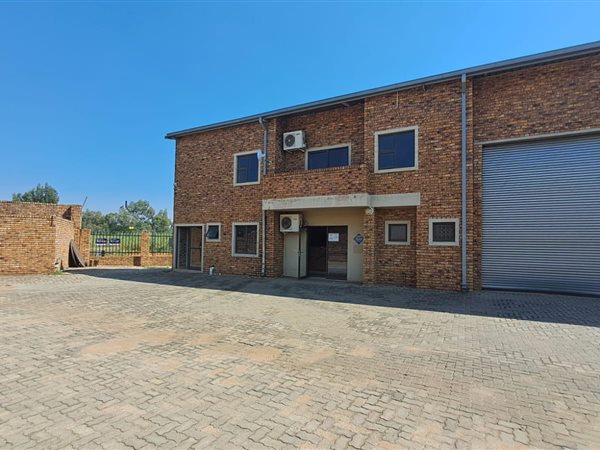 284  m² Industrial space