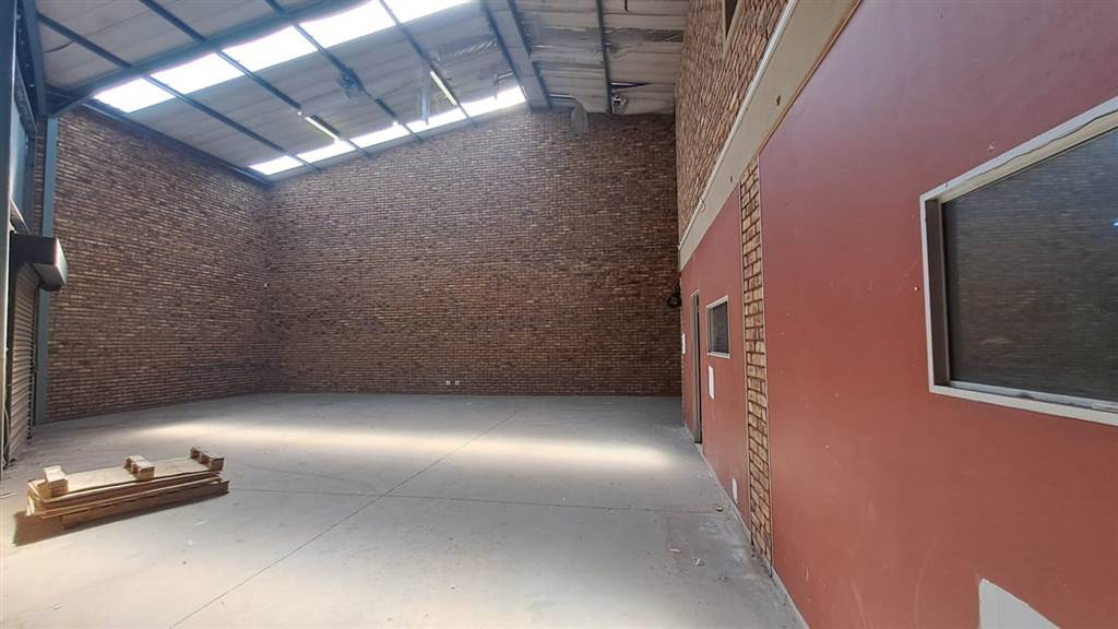 284  m² Industrial space in Silverton photo number 5