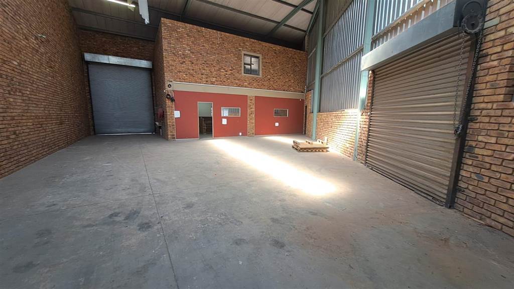 284  m² Industrial space in Silverton photo number 7
