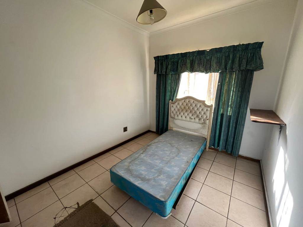 3 Bed House in Humansdorp photo number 13