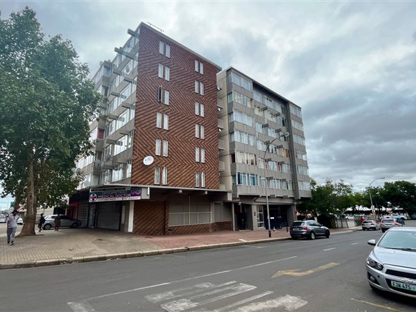 Bachelor apartment