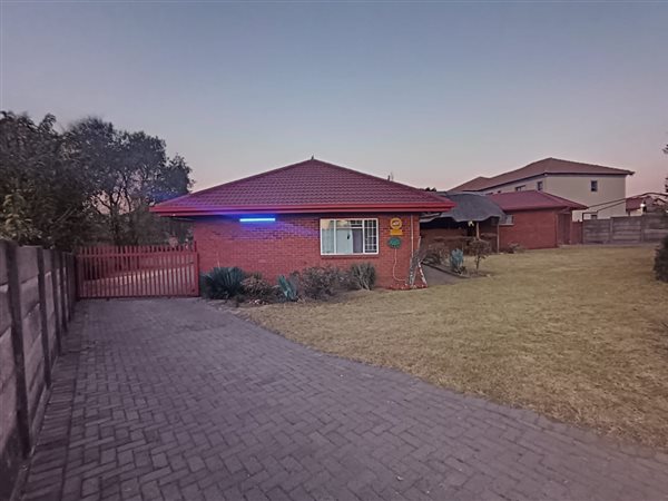 3 Bedroom House 3 Bedroom House