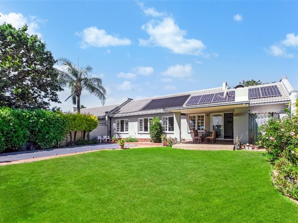 3 Bedroom House 3 Bedroom House