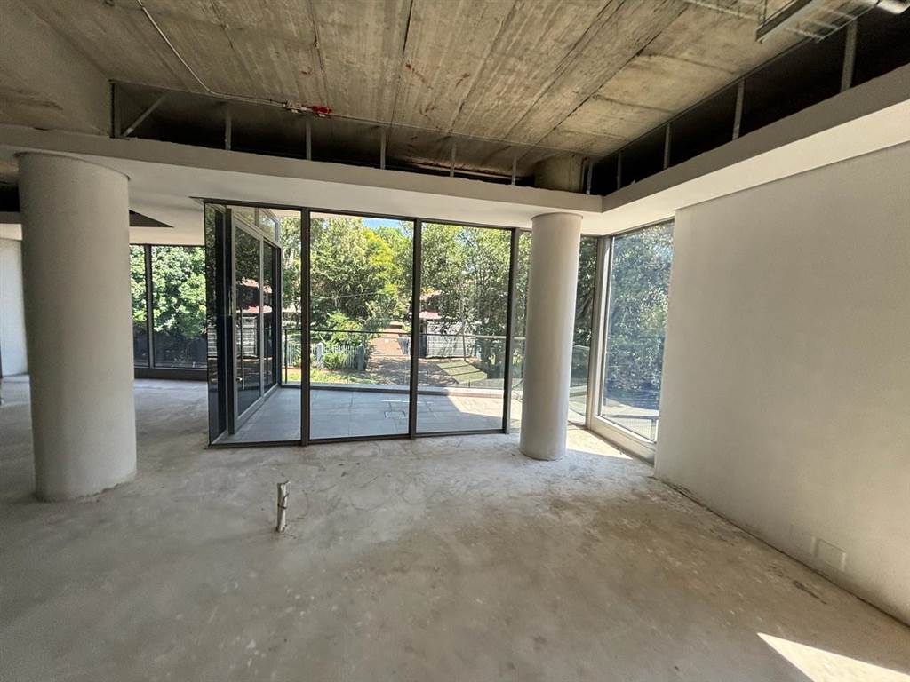 3514  m² Commercial space in Rosebank photo number 19